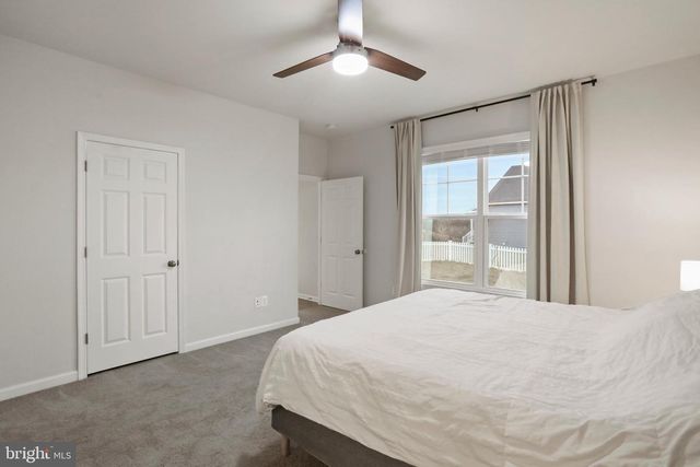 150 NORLAND KNOLL DR, Stephenson, VA 22656