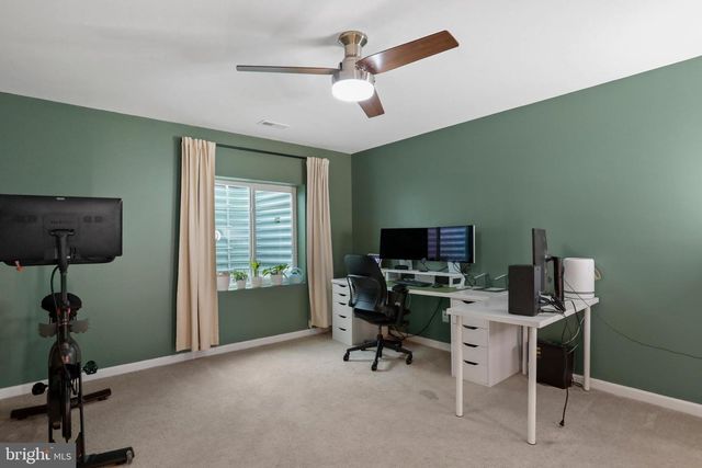 150 NORLAND KNOLL DR, Stephenson, VA 22656