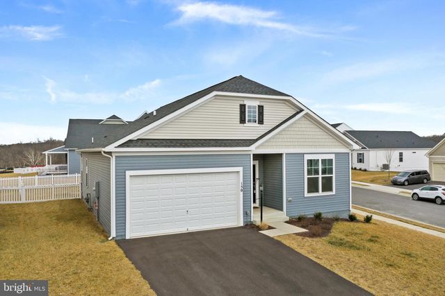 150 NORLAND KNOLL DR, Stephenson, VA 22656