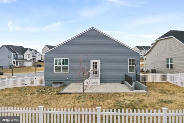 150 NORLAND KNOLL DR, Stephenson, VA 22656