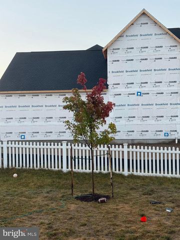 150 NORLAND KNOLL DR, Stephenson, VA 22656