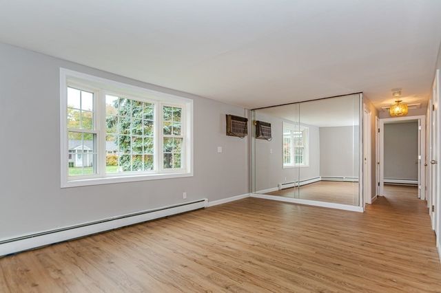 35 Bernadette St, Fitchburg, MA 01420