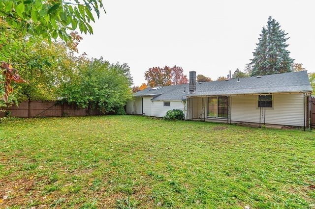 35 Bernadette St, Fitchburg, MA 01420