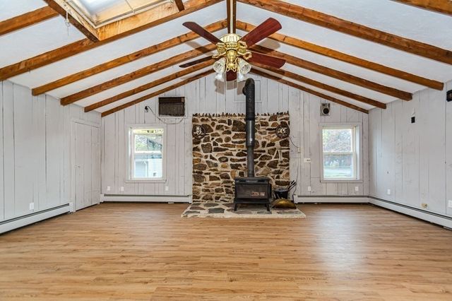 35 Bernadette St, Fitchburg, MA 01420