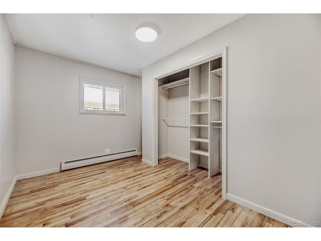 1147 S Kendall Ct, Lakewood, CO 80232