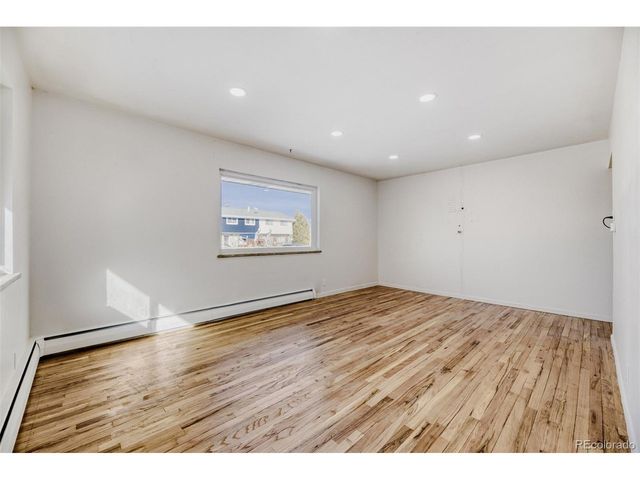 1147 S Kendall Ct, Lakewood, CO 80232