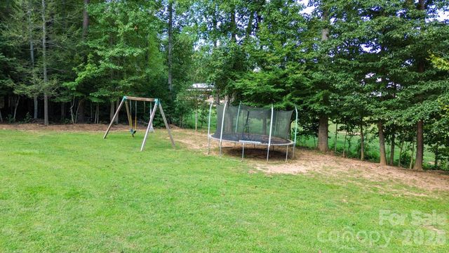 2055 Piper Ridge Drive, Lenoir, NC 28645
