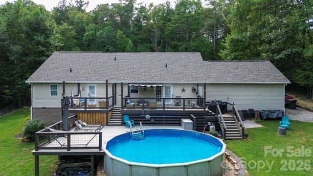 2055 Piper Ridge Drive, Lenoir, NC 28645