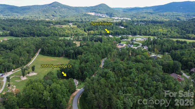 2055 Piper Ridge Drive, Lenoir, NC 28645
