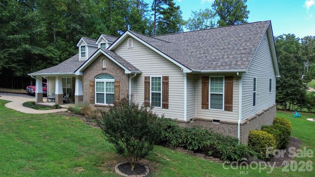 2055 Piper Ridge Drive, Lenoir, NC 28645