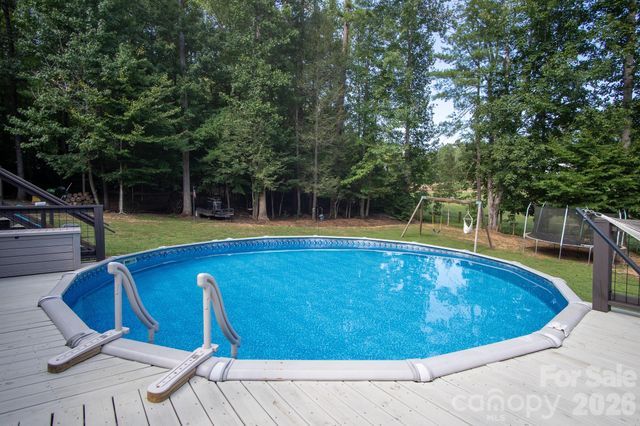 2055 Piper Ridge Drive, Lenoir, NC 28645
