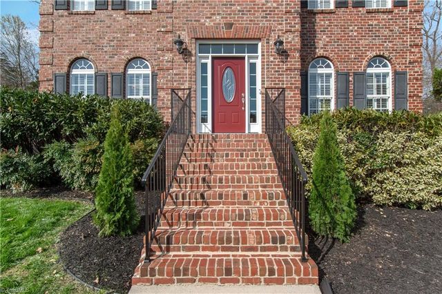 1360 Rosewood Court, Winston-salem, NC 27103