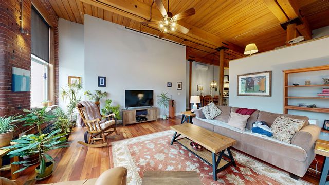 125 Main St Apt 21, Newmarket, NH 03857
