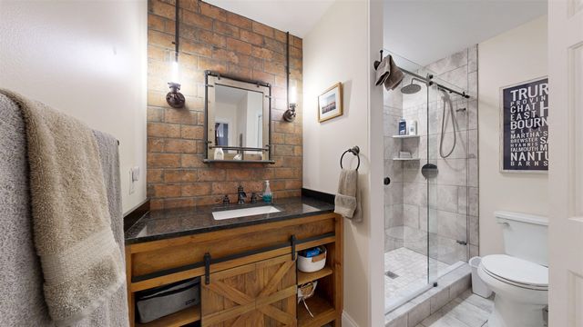 125 Main St Apt 21, Newmarket, NH 03857