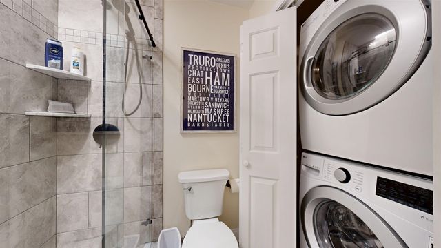 125 Main St Apt 21, Newmarket, NH 03857