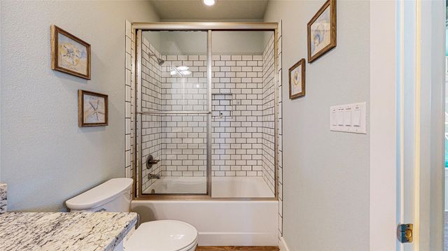 1969 Avenue J, Crystal Beach, TX 77650