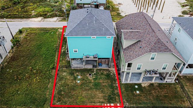 1969 Avenue J, Crystal Beach, TX 77650