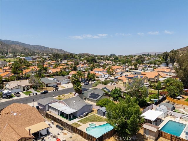 142 N Massachusetts, Lake Elsinore, CA 92530