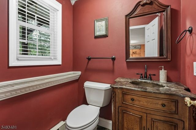 51 River Rd, Byram Twp., NJ 07874