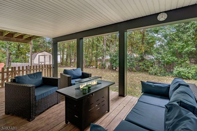 51 River Rd, Byram Twp., NJ 07874