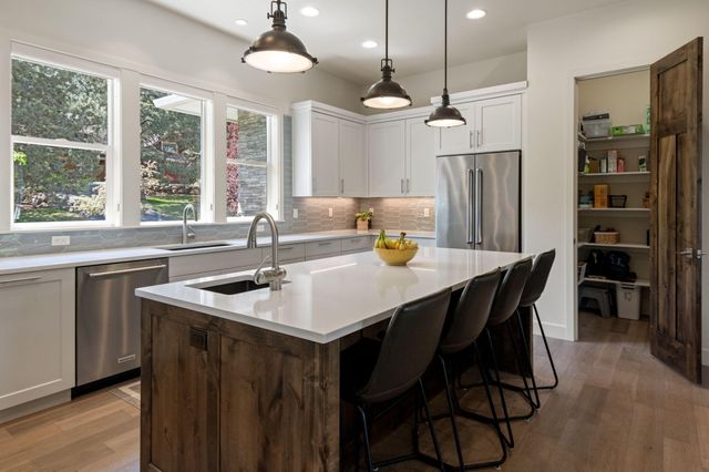 2498 NW Brickyard Street, Bend, OR 97703