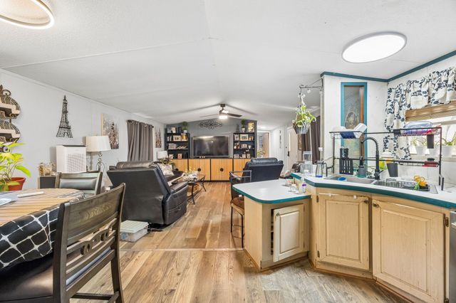 192 Oak Meadows Drive, Springtown, TX 76082