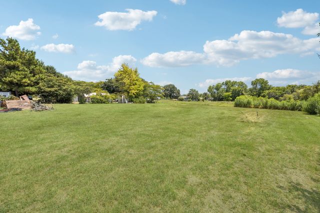 192 Oak Meadows Drive, Springtown, TX 76082