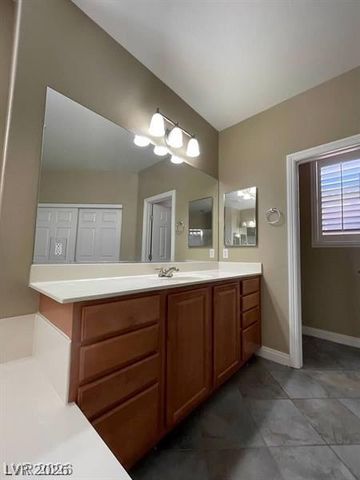 9622 Staff Lane, Las Vegas, NV 89178