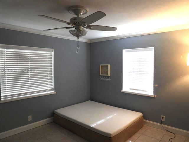 705 SW 14th Ave, Fort Lauderdale, FL 33312