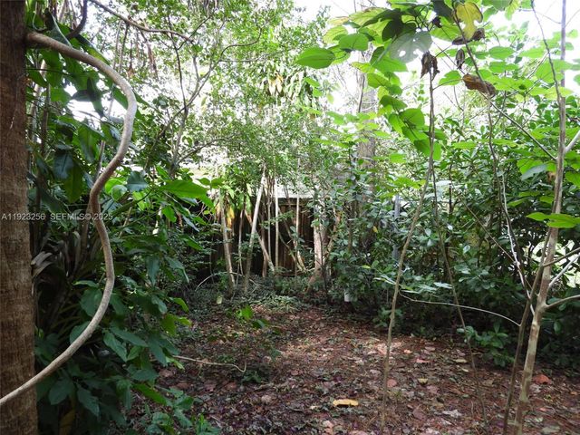 705 SW 14th Ave, Fort Lauderdale, FL 33312