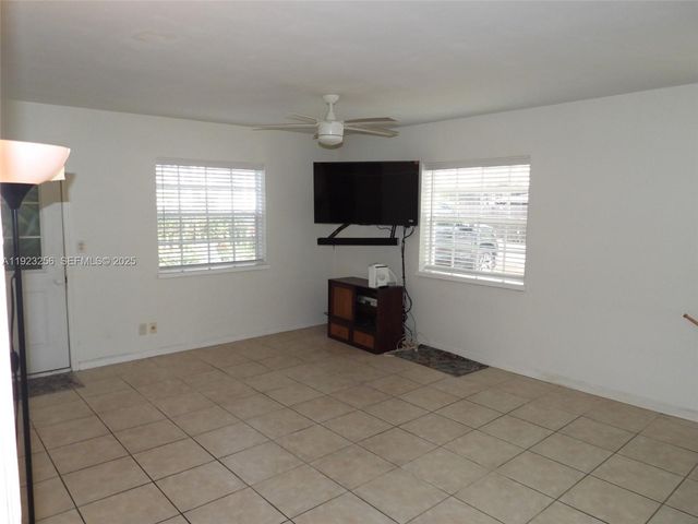 705 SW 14th Ave, Fort Lauderdale, FL 33312