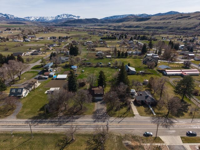 140 W 9100 S, Paradise, UT 84328