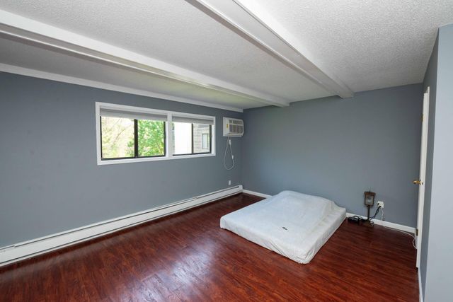 7196 72nd Lane N 227, Brooklyn Park, MN 55428