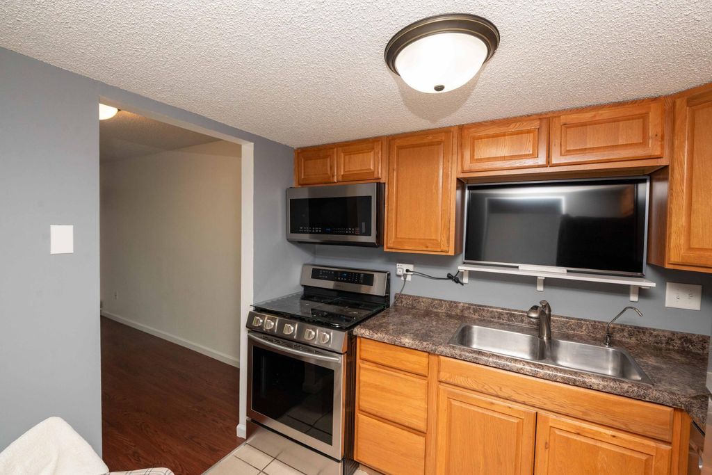 7196 72nd Lane N 227, Brooklyn Park, MN 55428 — photo 4