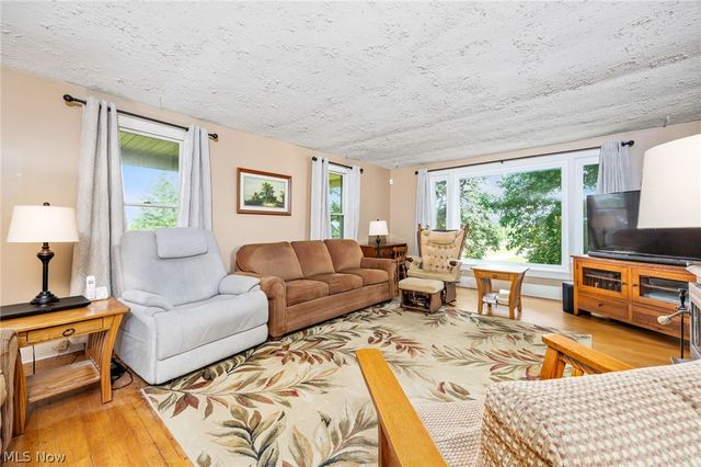 9626 Daniels Road, Seville, OH 44273