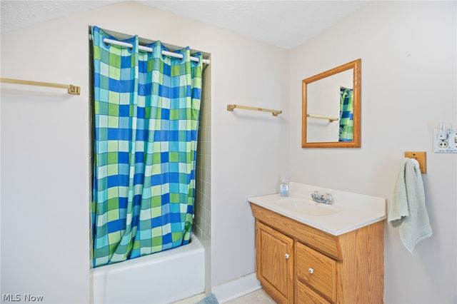 9626 Daniels Road, Seville, OH 44273