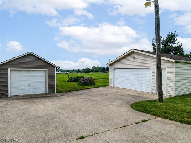 9626 Daniels Road, Seville, OH 44273