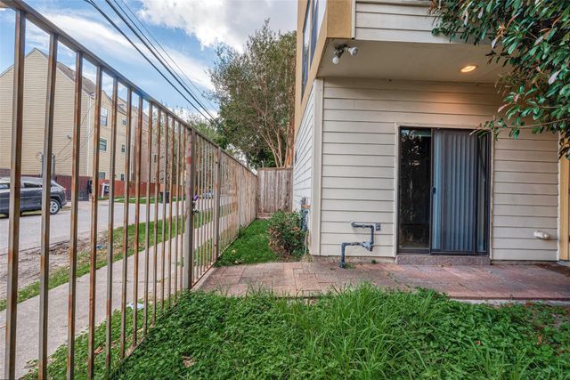 4305 Eigel Street, Houston, TX 77007