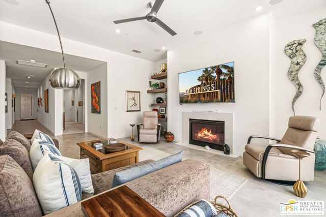 640 Equinox Way, Palm Springs, CA 92262