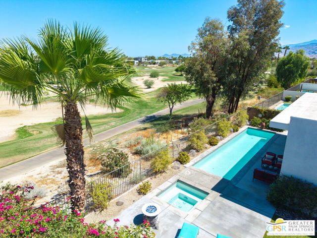 640 Equinox Way, Palm Springs, CA 92262