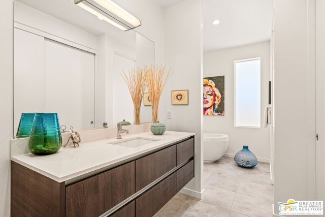 640 Equinox Way, Palm Springs, CA 92262