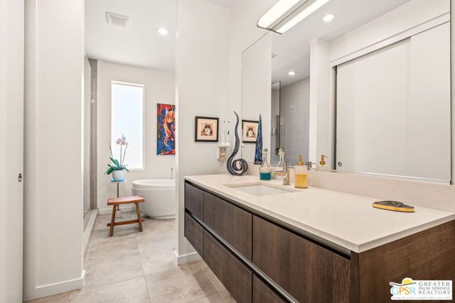 640 Equinox Way, Palm Springs, CA 92262