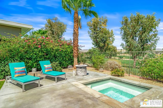 640 Equinox Way, Palm Springs, CA 92262