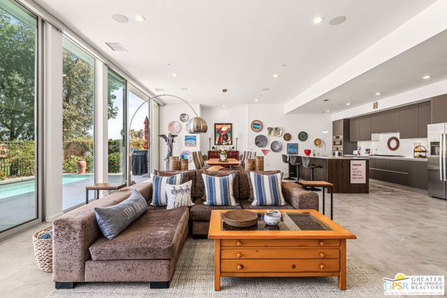 640 Equinox Way, Palm Springs, CA 92262