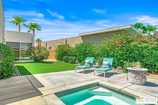 640 Equinox Way, Palm Springs, CA 92262