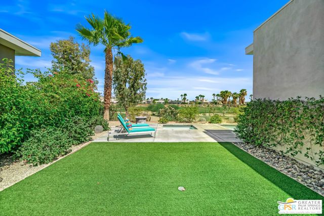 640 Equinox Way, Palm Springs, CA 92262