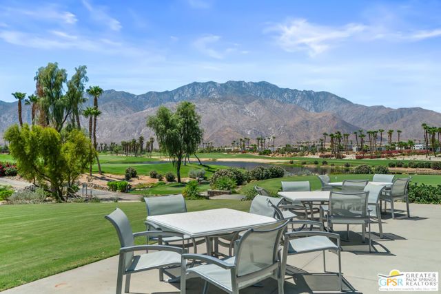640 Equinox Way, Palm Springs, CA 92262