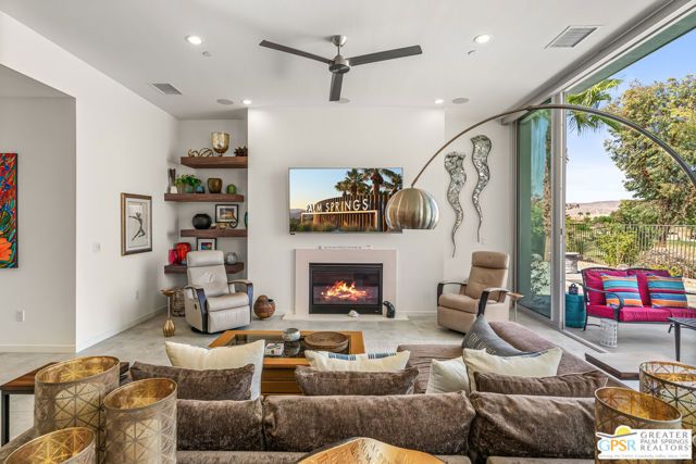 640 Equinox Way, Palm Springs, CA 92262