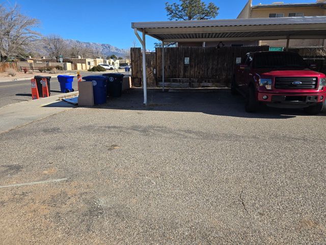 4627 Overland Street NE, Albuquerque, NM 87109