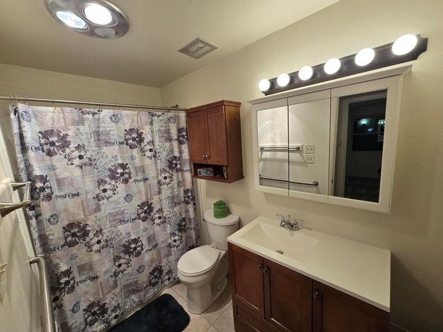 4627 Overland Street NE, Albuquerque, NM 87109